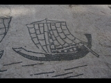 01821 ostia - regio ii - insula vii - piazzale delle corporazioni (ii,vii,4) - station 18 - navicvl karthag de svo - re schiff - 2014.jpg